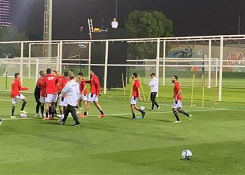 طبيب منتخب مصر يحسم موقف حمدي فتحي من المشاركة أمام الجزائر
