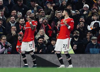 برونو فرنانديز يدافع عن فريد ويوجه رسالة للاعبي مانشستر يونايتد بعد الفوز أمام كريستال بالاس