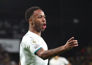 ستيرلينج لا نراقب ما تفعله الأندية الأخرى في الدوري الإنجليزي