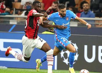 مدافع ميلان يحذر زملاءه من قوة ليفربول ويؤكد مباراة الغد ستختلف عن مواجهة أنفيلد