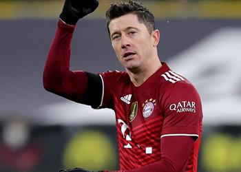 ليفاندوفسكي يفسر تصريحاته ضد ميسي واتهامه بعدم الصدق بشأن الكرة الذهبية