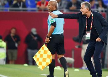 أيمن يونس كيروش مدير فني بدرجة مجنون