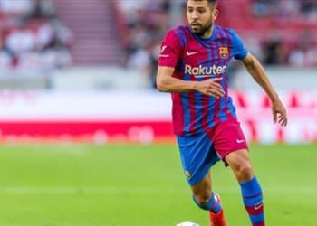 الإصابة تجبر ألبا على مغادرة مباراة برشلونة وبايرن ميونخ