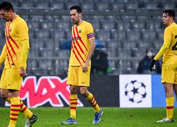 بوسكيتس بعد الانتقال إلى الدوري الأوروبي دخلنا تلك الفوضى بأنفسنا والجماهير لا تستحق ذلك