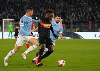 بمشاركة مصطفى محمد جالطة سراي يتأهل لثمن نهائي الدوري الأوروبي بعد التعادل مع لاتسيو