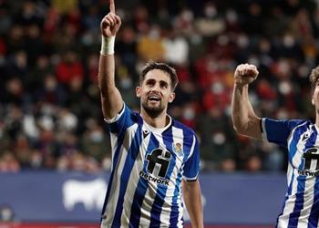 سبورت ريال سوسيداد يحدد سعر ا باهظ ا لبيع يانوزاي إلى برشلونة في يناير