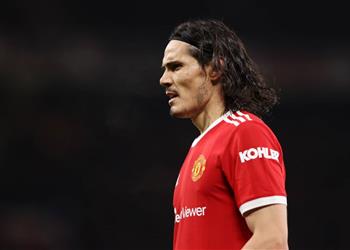 ناد برازيلي ينافس برشلونة على ضم كافاني