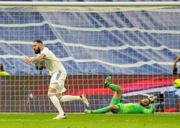 ريال مدريد يحسم الديربي بثنائية أمام أتلتيكو مدريد ويحلق في صدارة الليجا