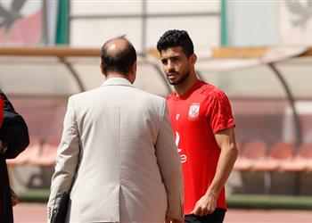 الأهلي يعلن آخر تطورات إصابة أيمن أشرف