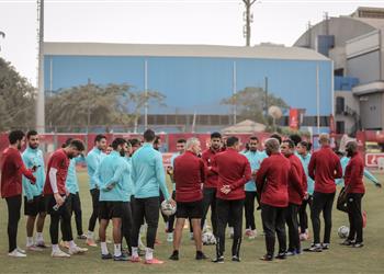 مران الأهلي موسيماني يحاضر اللاعبين وتدريبات بدنية استعداد ا لـ السوبر الإفريقي