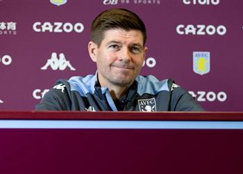 جيرارد لدينا 4 حالات كورونا في أستون فيلا قبل مباراة نورويتش