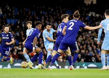 فيديو رياض محرز يدخل تاريخ الدوري الإنجليزي بهدفه أمام ليدز