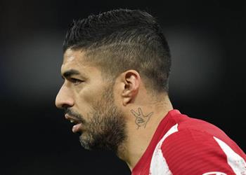 سواريز لا أحب رؤية برشلونة في هذا الوضع وتشافي سيصنع الفارق