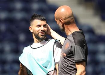 تقارير جوارديولا يطير إلى برشلونة من أجل أجويرو