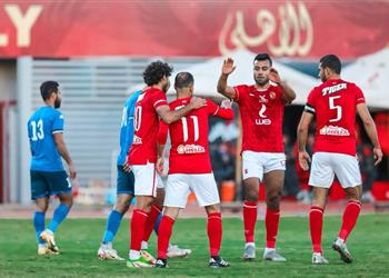 الأهلي يفوز على سموحة بخماسية استعداد ا للسوبر الإفريقي أمام الرجاء
