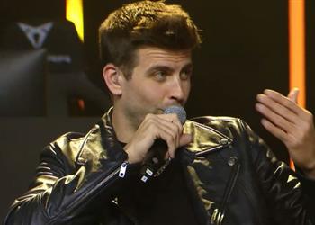 سبورت توضح موقف بيكيه من الاعتزال في نهاية الموسم