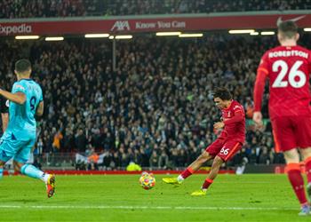 أرنولد عن هدفه الصاروخي في نيوكاسل أنتظر ذلك منذ 5 سنوات