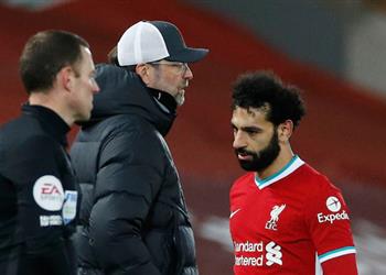 كلوب ما يفعله محمد صلاح يذهلني وكان من الصواب استبداله مبكر ا