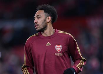 ديلي ميل آرسنال يتخذ قرار ا جديد ا بشأن أوباميانج بعد سحب شارة القيادة