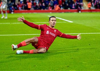 ألكانتارا لست راضي ا عن مستواي وليفربول يريد الفوز بكل البطولات