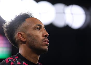 ديلي ميل آرسنال يحسم موقفه من مغادرة أوباميانج في يناير