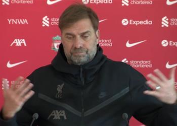 كلوب لا أريد التعاقد مع لاعبين غير حاصلين على لقاح كورونا