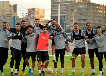 مران الزمالك شيكابالا يتدرب منفرد ا وانتظام أوباما وإمام عاشور