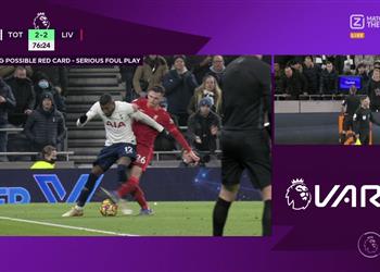 فيديو روبرتسون يحصل على بطاقة حمراء في مباراة ليفربول وتوتنهام