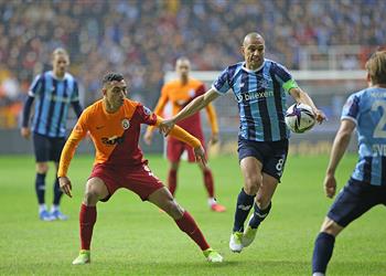 مصطفى محمد يعتذر بعد الهزيمة من ديمير سبور ويقدم وعد ا لجماهير جالطة سراي