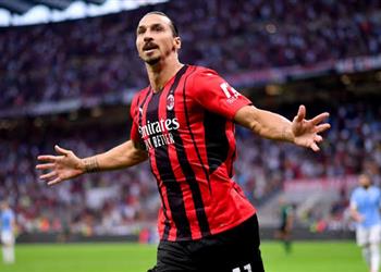 إبراهيموفيتش أخبرت لاعب ليفربول أنه سيكون عظيم ا في مركزه مستقبلا