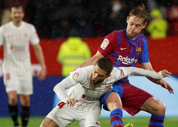 دي يونج بعد تعادل برشلونة مع إشبيلية نشعر بخيبة أمل كبيرة