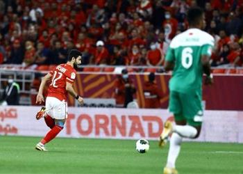 أيمن أشرف نحارب على كل البطولات من أجل جمهور الأهلي العظيم