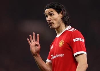 موندو ناد جديد يزيد المنافسة مع برشلونة ويوفنتوس على ضم كافاني