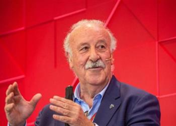 ديل بوسكي بنزيما لاعب عظيم وجماهير أتلتيك بلباو الدليل