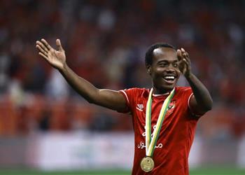 بيرسي تاو عن الفوز بالسوبر الإفريقي مع الأهلي بداية تاريخية ه نا