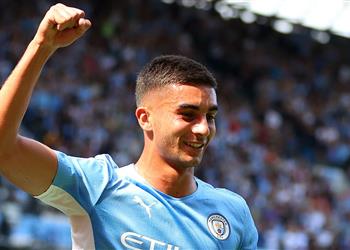 آس صفقة برشلونة وتوريس تقرب مانشستر سيتي من خطف هدف ريال مدريد