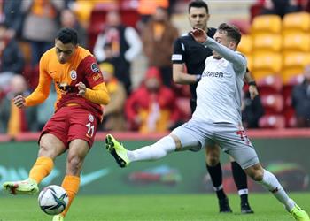 فيديو بمشاركة مصطفى محمد جالطة سراي يعود لنغمة الانتصارات بثنائية أمام أنطاليا سبور