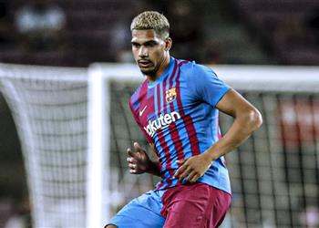 سبورت أروخو يحدد شرطه لتجديد عقده مع برشلونة