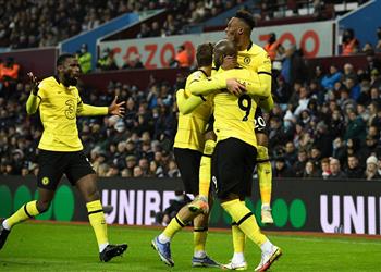 فيديو ركلات الجزاء تنقذ تشيلسي وتمنحه فوز ا صعب ا على أستون فيلا في الدوري الإنجليزي