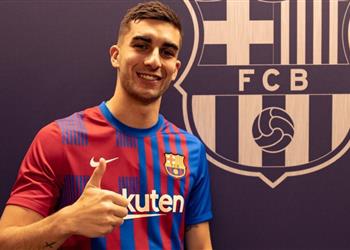 أول تعليق من فيران توريس بعد إتمام صفقة انتقاله لـ برشلونة