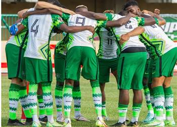 مجموعة مصر استبعاد أوسيمين ومهاجم واتفورد وضم 4 لاعبين جدد لمنتخب نيجيريا