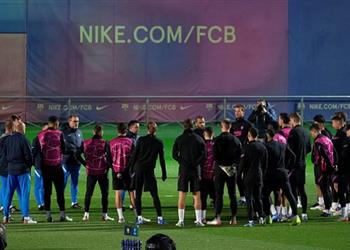 قائمة برشلونة لمباراة ريال مايوركا تشافي يلجأ للشباب