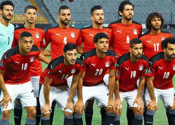 مدرب نيجيريا عن مواجهة مصر اللعب ضد النسور صعب وغياب أوسيمين خسارة كبيرة