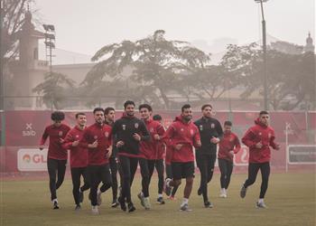 مران الأهلي تدريبات كرة طائرة وتقسيمة استعداد ا لـ الجونة في كأس الرابطة