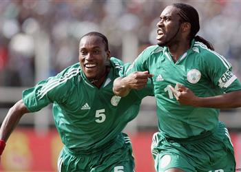 أوكوشا ينتقد تعامل الأندية الأوروبية مع أمم إفريقيا ويؤكد نيجيريا قادرة على الفوز باللقب