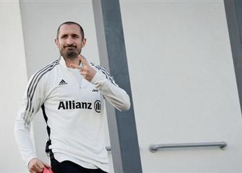 يوفنتوس يعلن تعافي كيلليني من فيروس كورونا قبل مواجهة روما