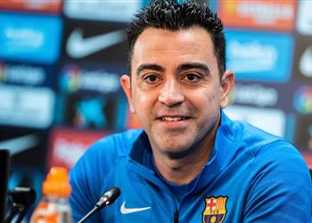 بعد كوتينيو وكولادو تشافي يلمح لإمكانية رحيل لاعبين آخرين عن برشلونة في يناير