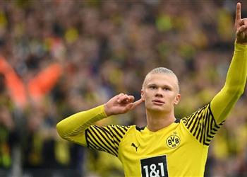 برشلونة يحدد بديل ا لصفقة هالاند من الدوري الإنجليزي