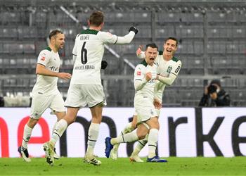 فيديو بايرن ميونخ يبدأ 2022 بخسارة أمام مونشنجلادباخ في الدوري الألماني