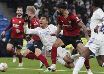 فالنسيا عن ركلة جزاء ريال مدريد عمليات السطو تتكرر